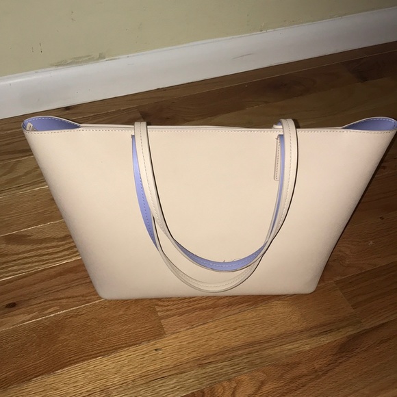 Kate Spade Purse - Picture 4 of 9